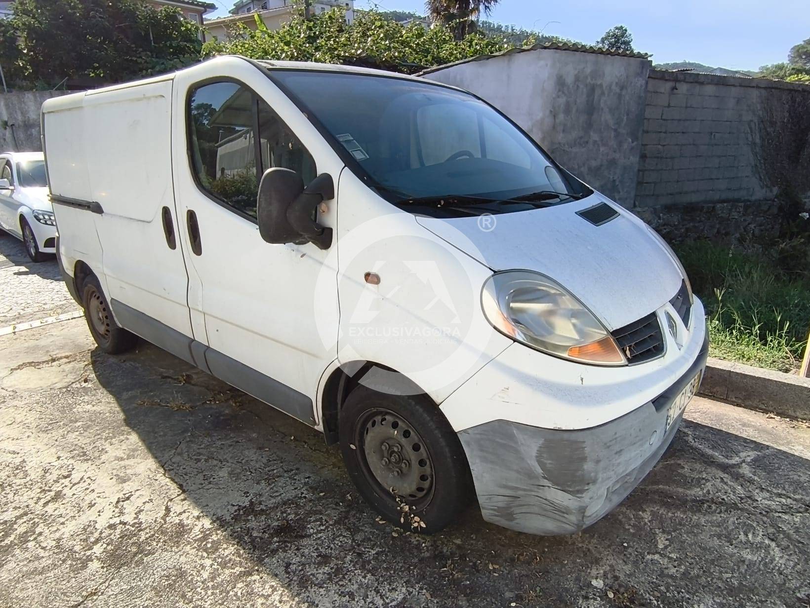 Fotografia de veículo: Renault Trafic - 2006