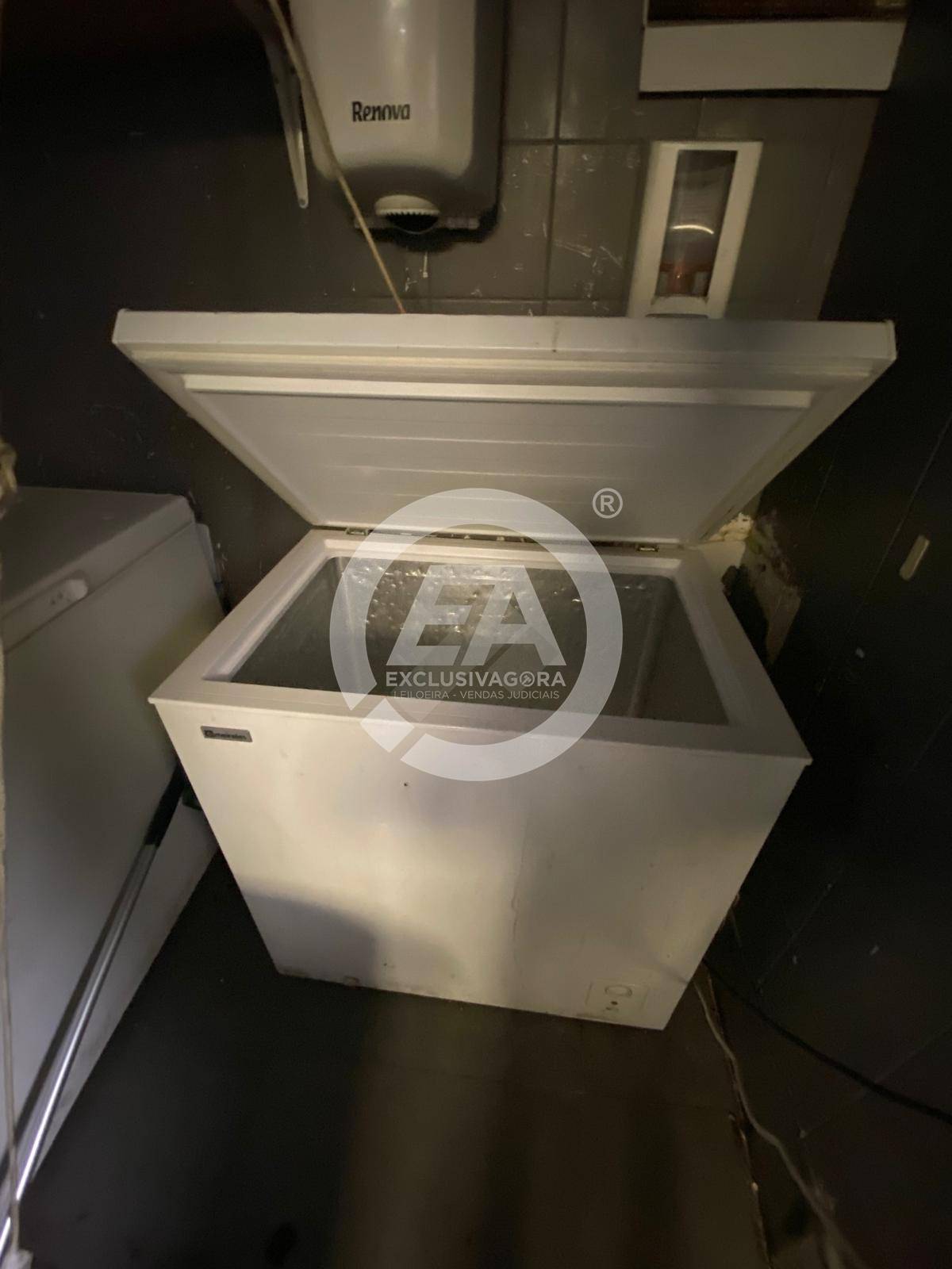 Fotografia 10 de 11: Lote de Equipamentos e Máquinas para Restauração