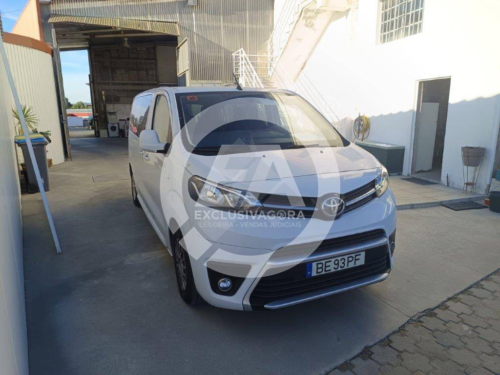 Fotografia 7 de 12: Toyota Proace de 9 lugares - 2023