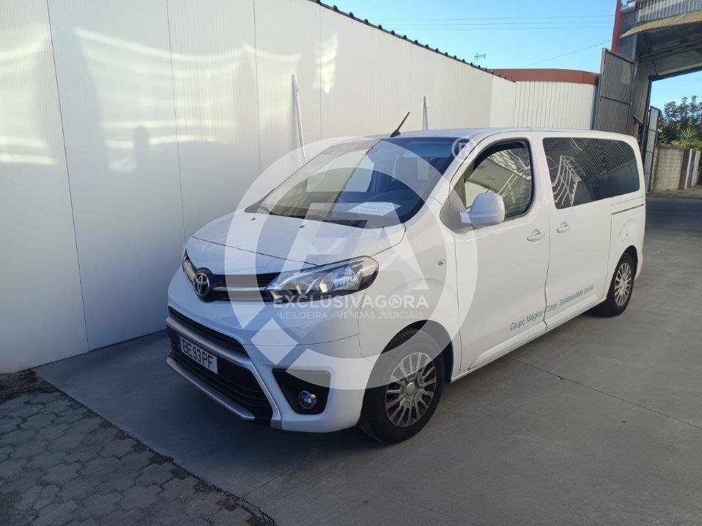 Fotografia 9 de 12: Toyota Proace de 9 lugares - 2023