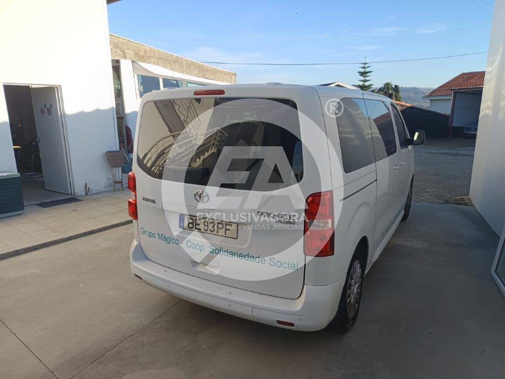 Fotografia 10 de 12: Toyota Proace de 9 lugares - 2023